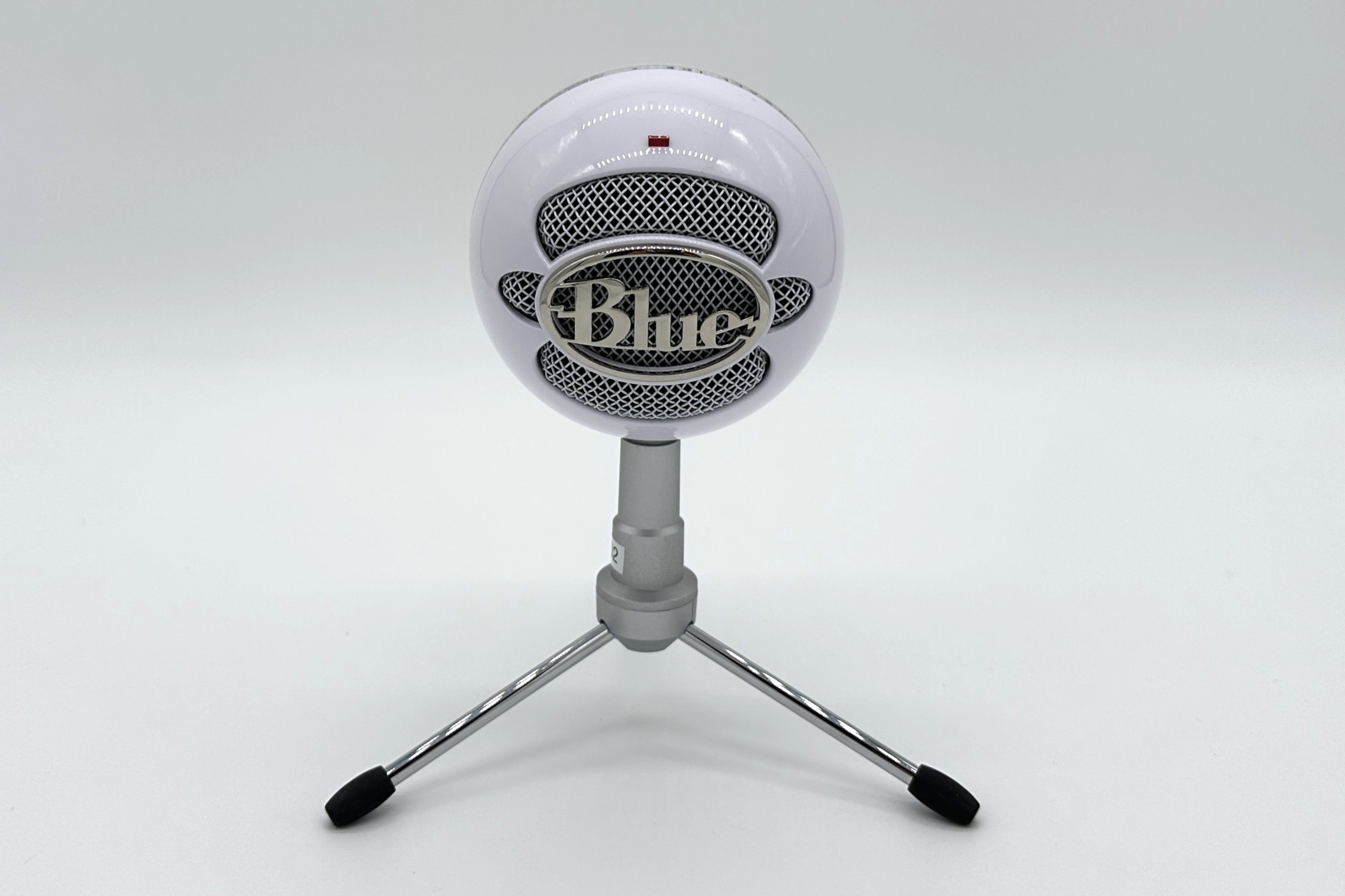 MIC.JPG