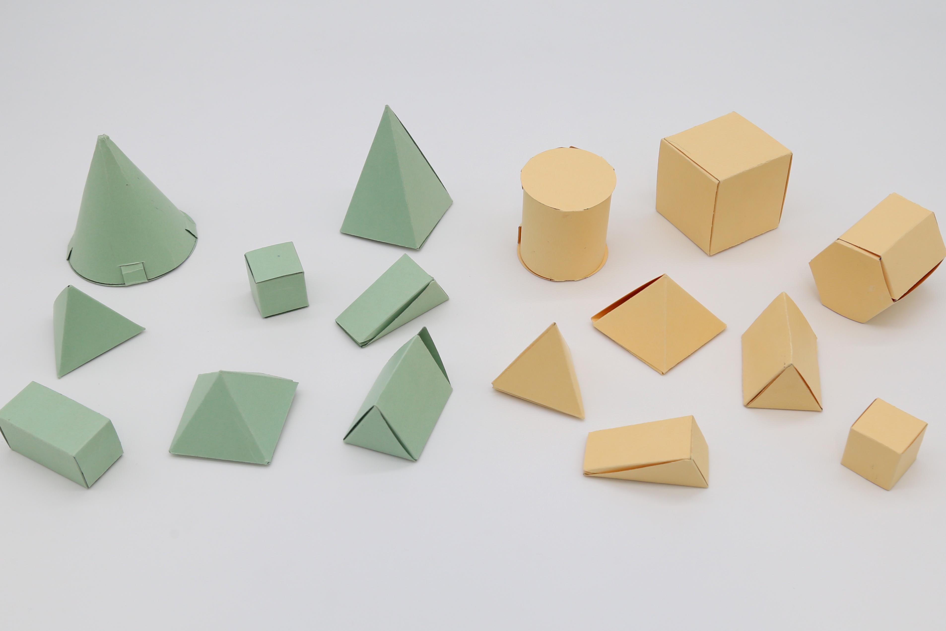 Solides en carton 2_1.JPG